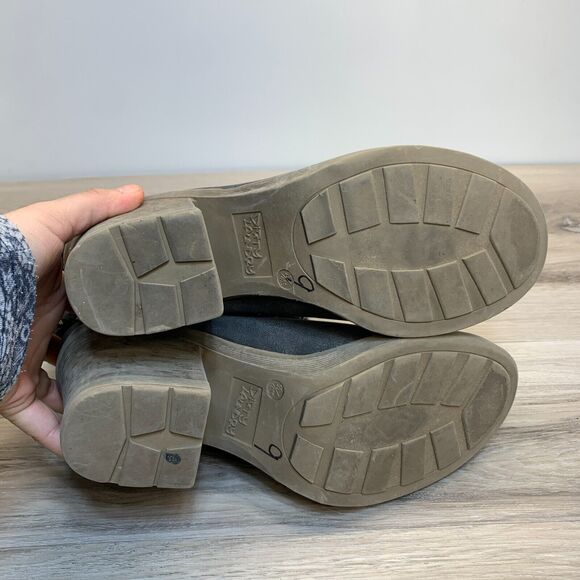 Dirty Laundry Gray Knit Cuff Block Block Heel Boots Women's Size 9.5 Pull On - Picture 8 of 11